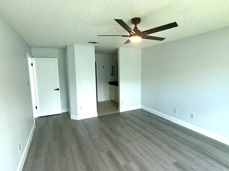 5390 Warrior Ln — Photo 11