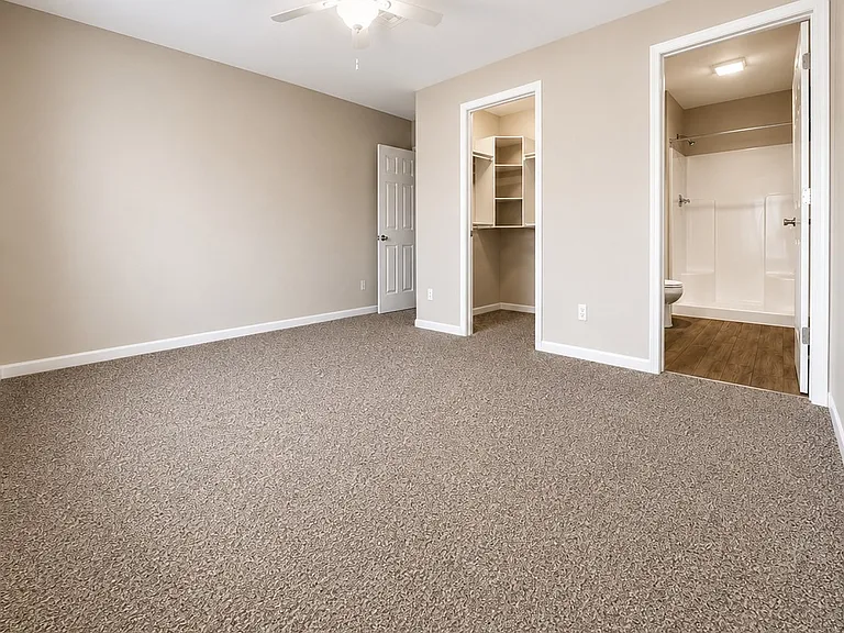 346 Gethings Cir #346 — Photo 5