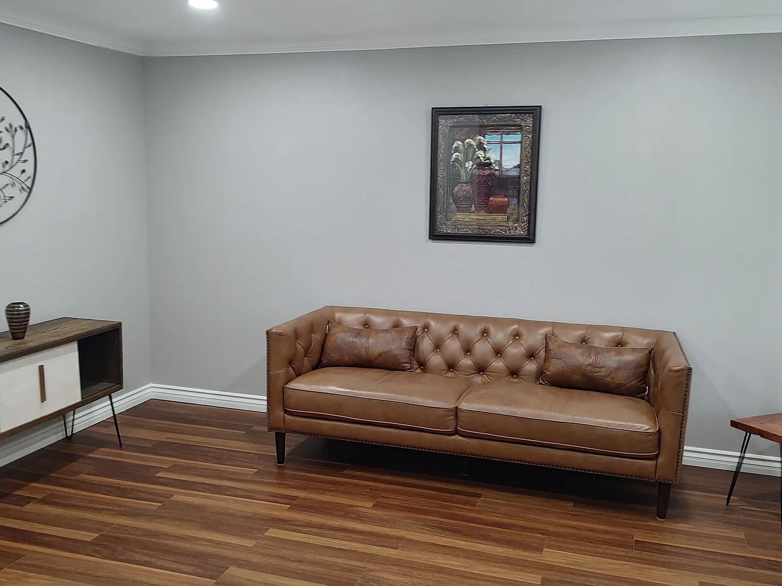 4 bed, 2.5 bath, 1400 sqft, $4,350 — Photo 1