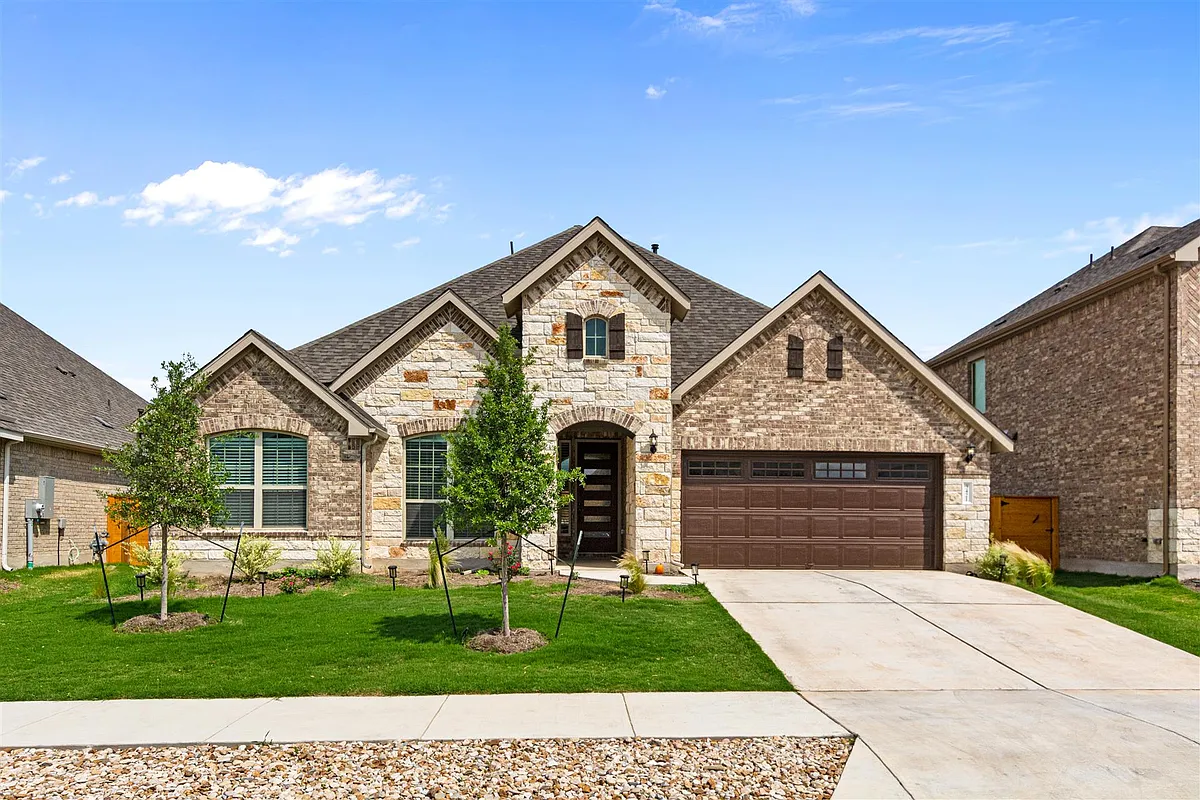Building Photo - 3421 Arrieta Dr