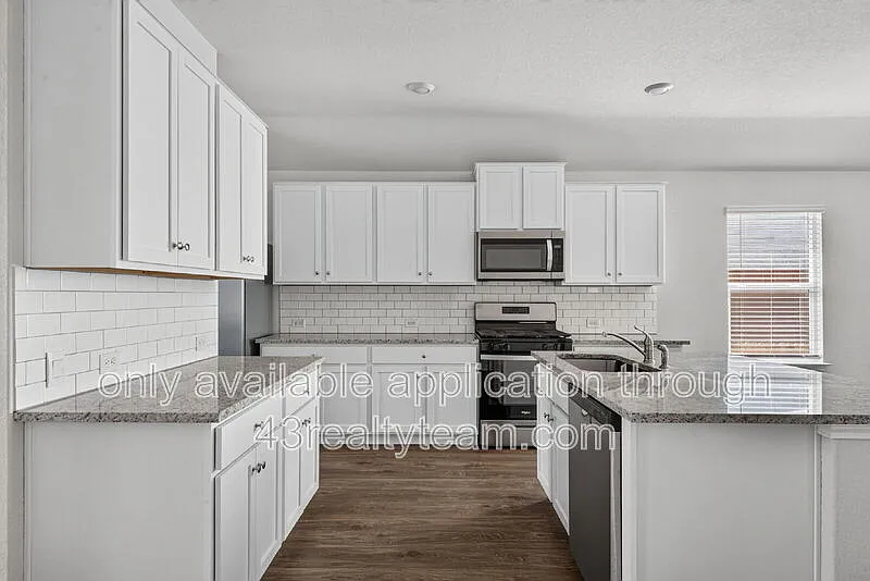 3 bed, 2.0 bath, 1651 sqft, $1,775 — Photo 4