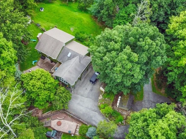 10 Up A Way Dr, Vernon Twp., NJ 07461
