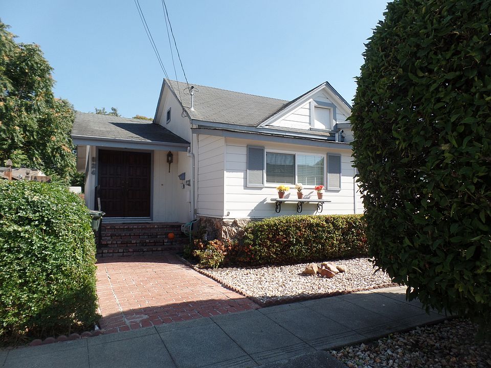 1st image of 624 Haven St