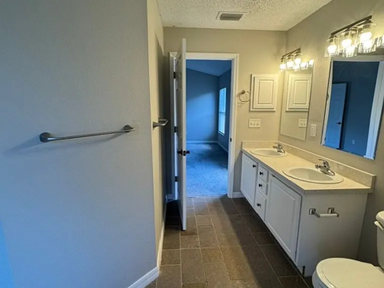 1483 Hemingway Blvd — Photo 17