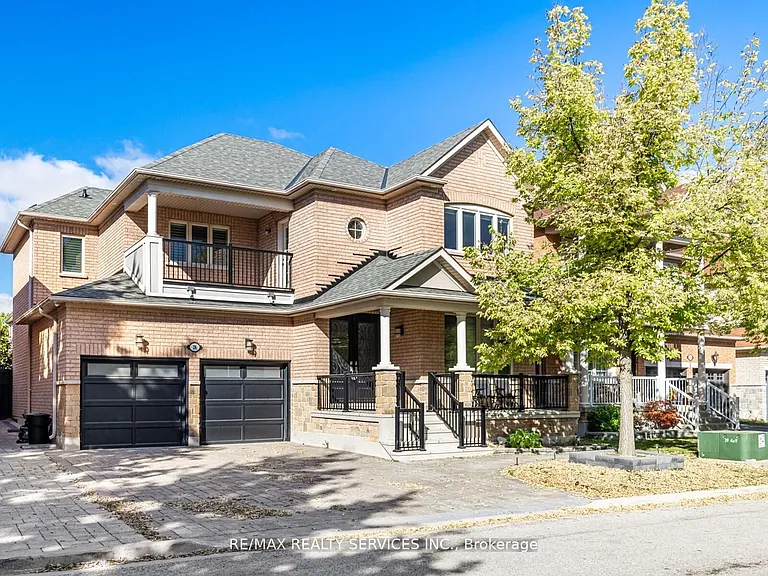 28 Siena Dr — Photo 1
