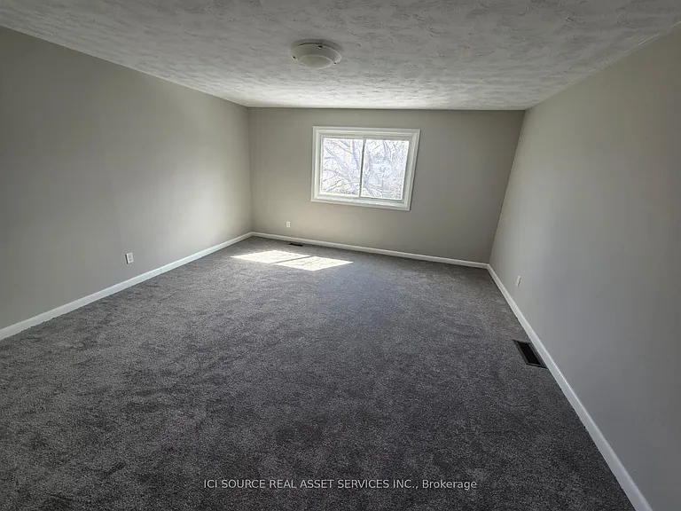 30 Sunnycrest Dr — Photo 14