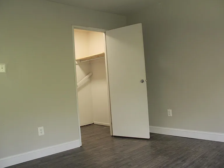 218 Centre Ave — Photo 21