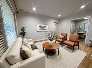 15 Toby Cres, Hamilton, ON L8T 2N7