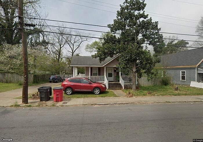 1st image of 2379 2nd St