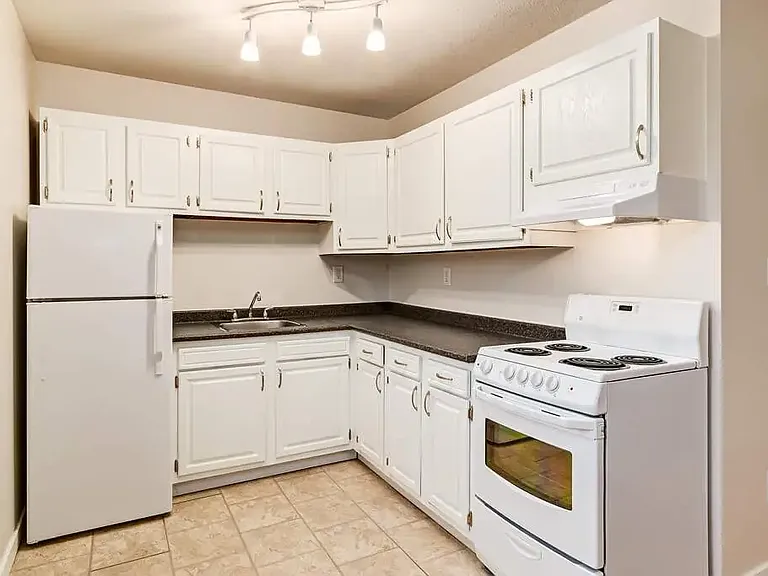 5104 56th Ave #102 — Photo 11