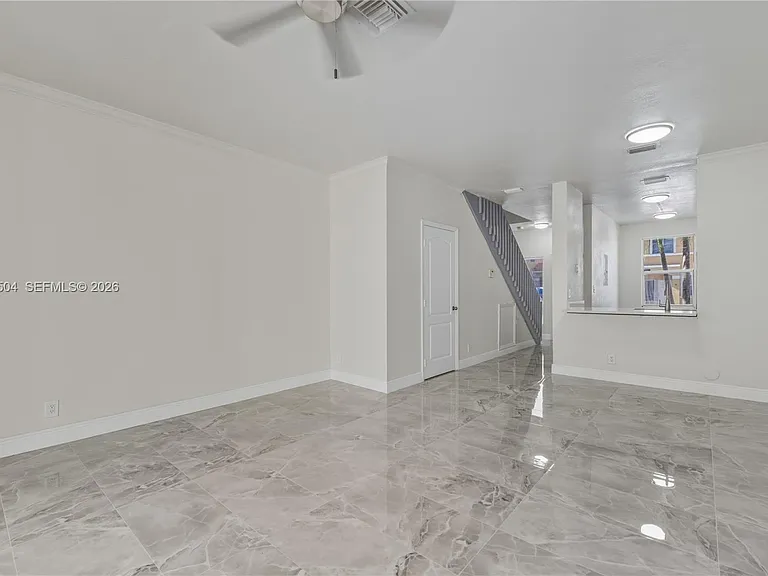 810 NE 212th Ter #5 — Photo 3