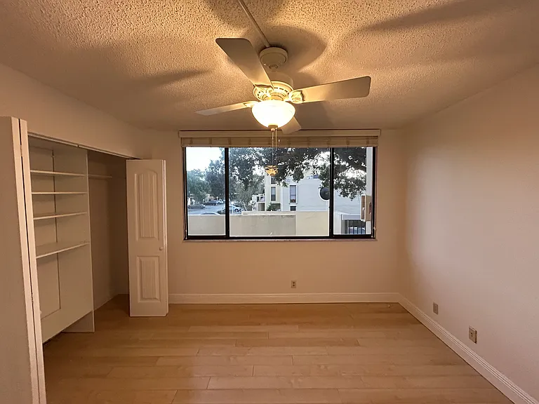 2911 SW 87th Ter #1607 — Photo 8