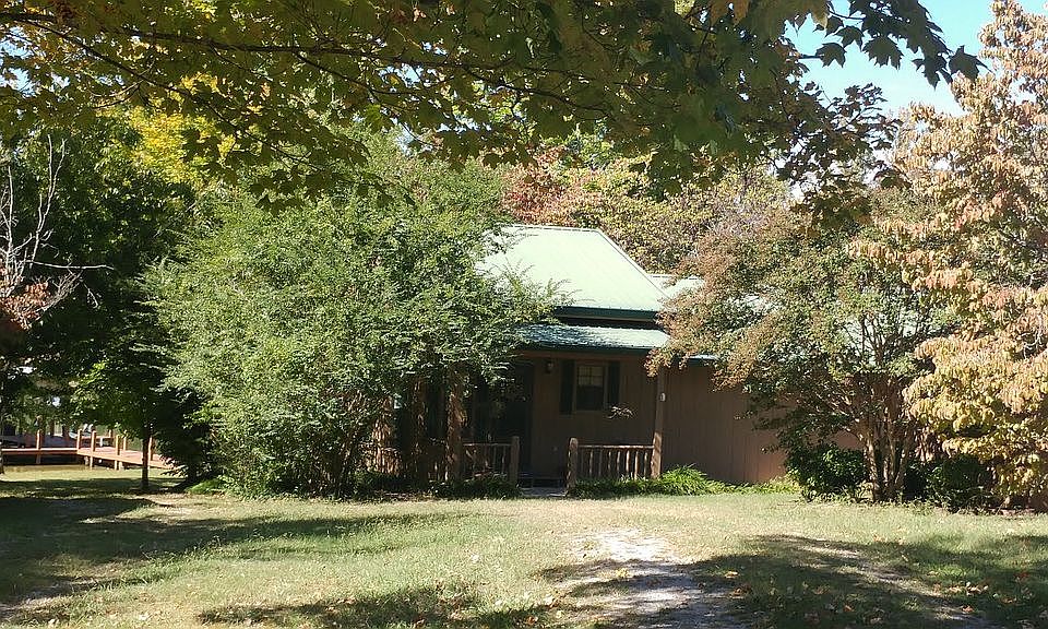 1st image of 190 Mallard Ln