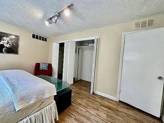 4323 McKinney Ave #1 — Photo 10