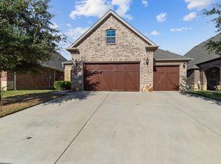 8325 Whistling Duck Dr, Fort Worth, TX 76118