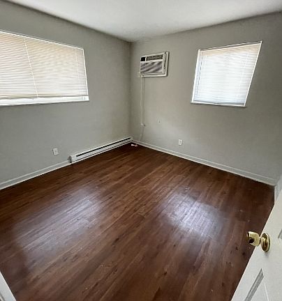 3rd image of 3344 Stathem Ave #17990999