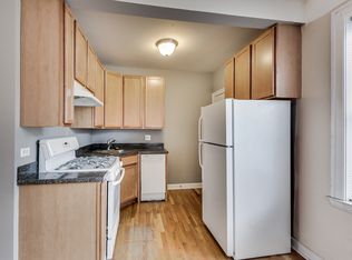 1908 W Farwell Ave #2, Chicago, IL 60626