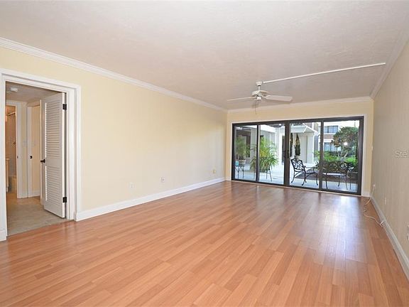 4th image of 100 S Interlachen Ave APT 110