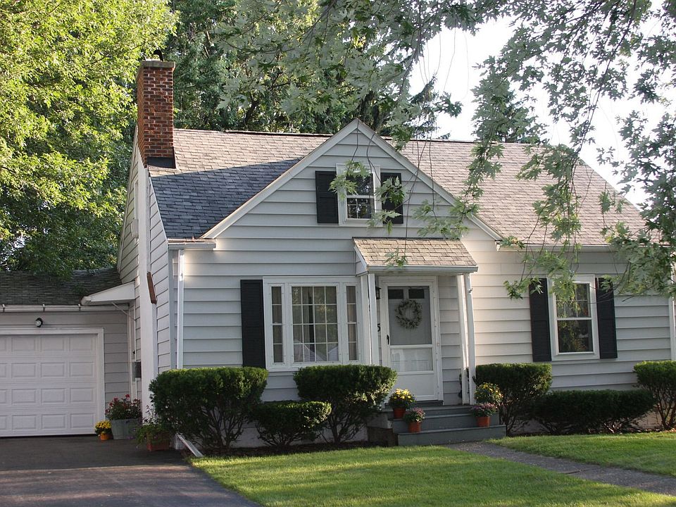 twitter/285NormandaleDr