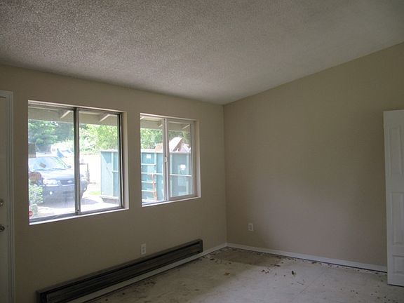 5th image of 8203 109th St E