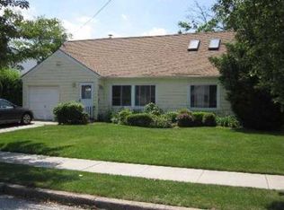 3016 Tinker Dr, Oceanside, NY 11572