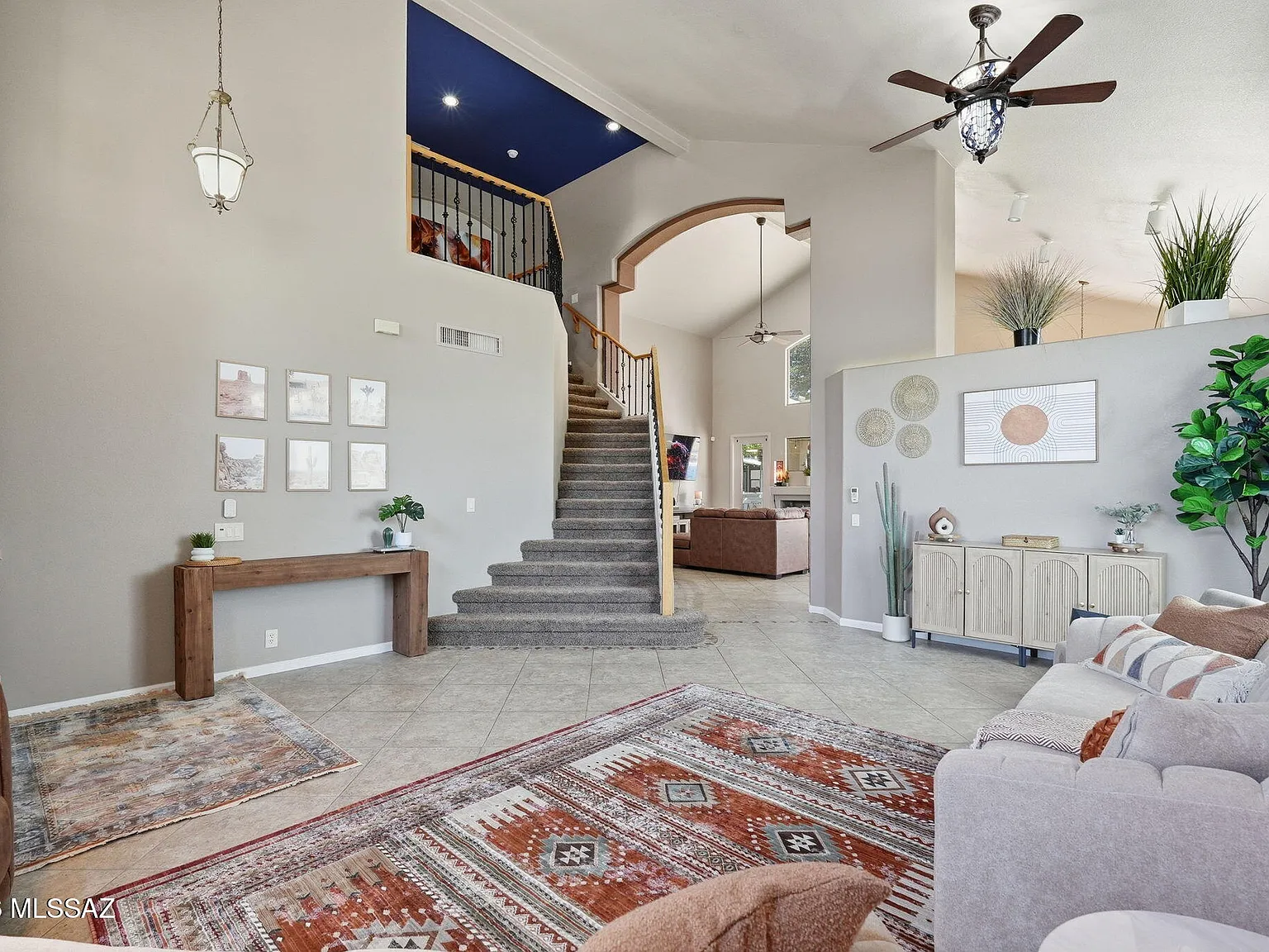 4 bed, 2.5 bath, 2448 sqft, $4,500 — Photo 4