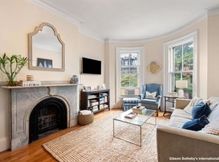 29 Rutland Sq APT 2, Boston, MA 02118