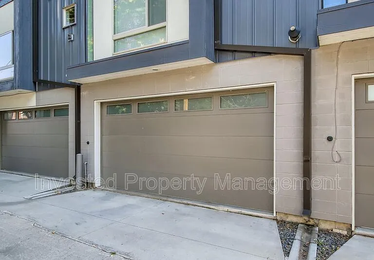 2332 Decatur St #3 — Photo 27