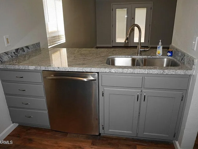 12245 N 21st Ave #1 — Photo 7