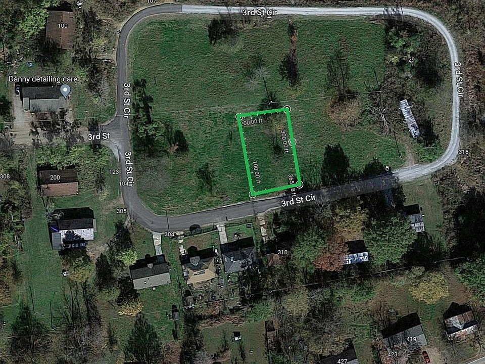 2nd image of 311 3rd St
