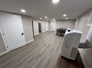 43 Macarthur Ave #BASEMENT, Brentwood, NY 11717