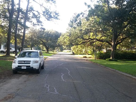 Beautiful neighborhood, wide streets.