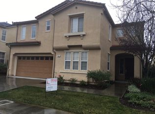 11 Las Flores St, Watsonville, CA 95076