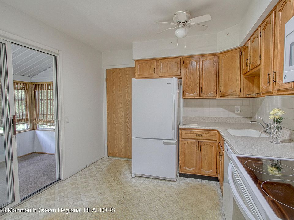 13 Amesbury Road, Manchester Township, NJ 08759 Zillow