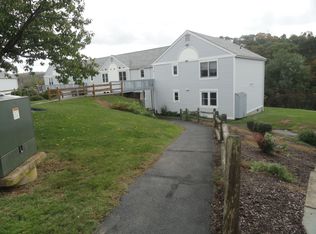 25 Mill Pond Ln APT F, Durham, CT 06422