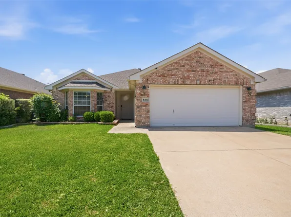 8404 Bowspirit Ln, Hurst, TX 76053