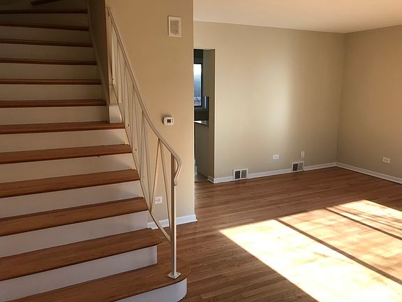 2nd image of 614 S Milwaukee Ave APT B