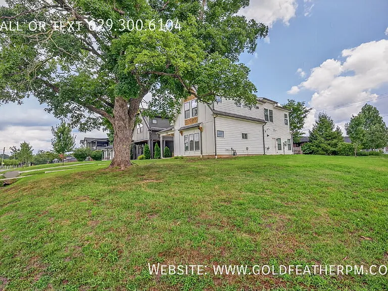 253A Riverside Dr — Photo 6