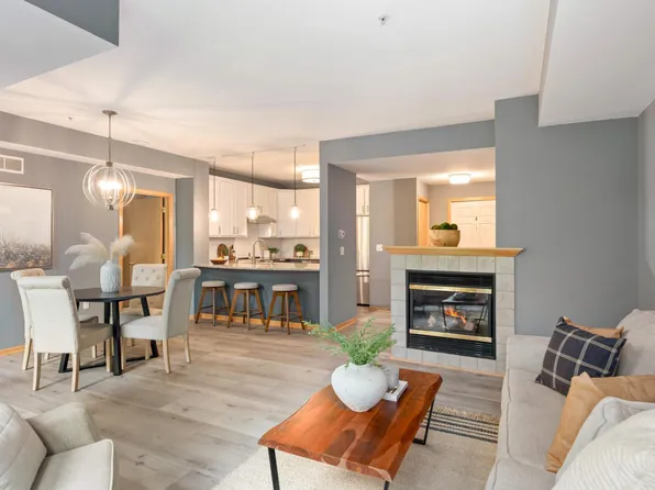 545 N 1st St APT 303, Minneapolis, MN 55401
