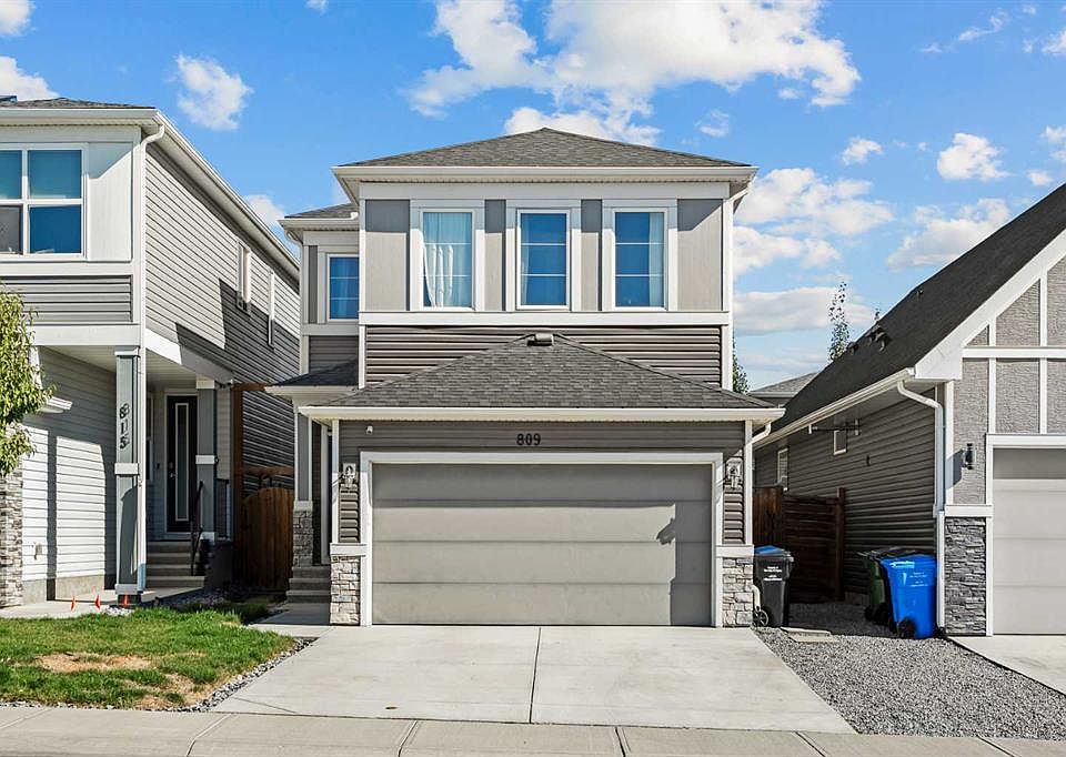 1st image of 809 S Seton Cir SE