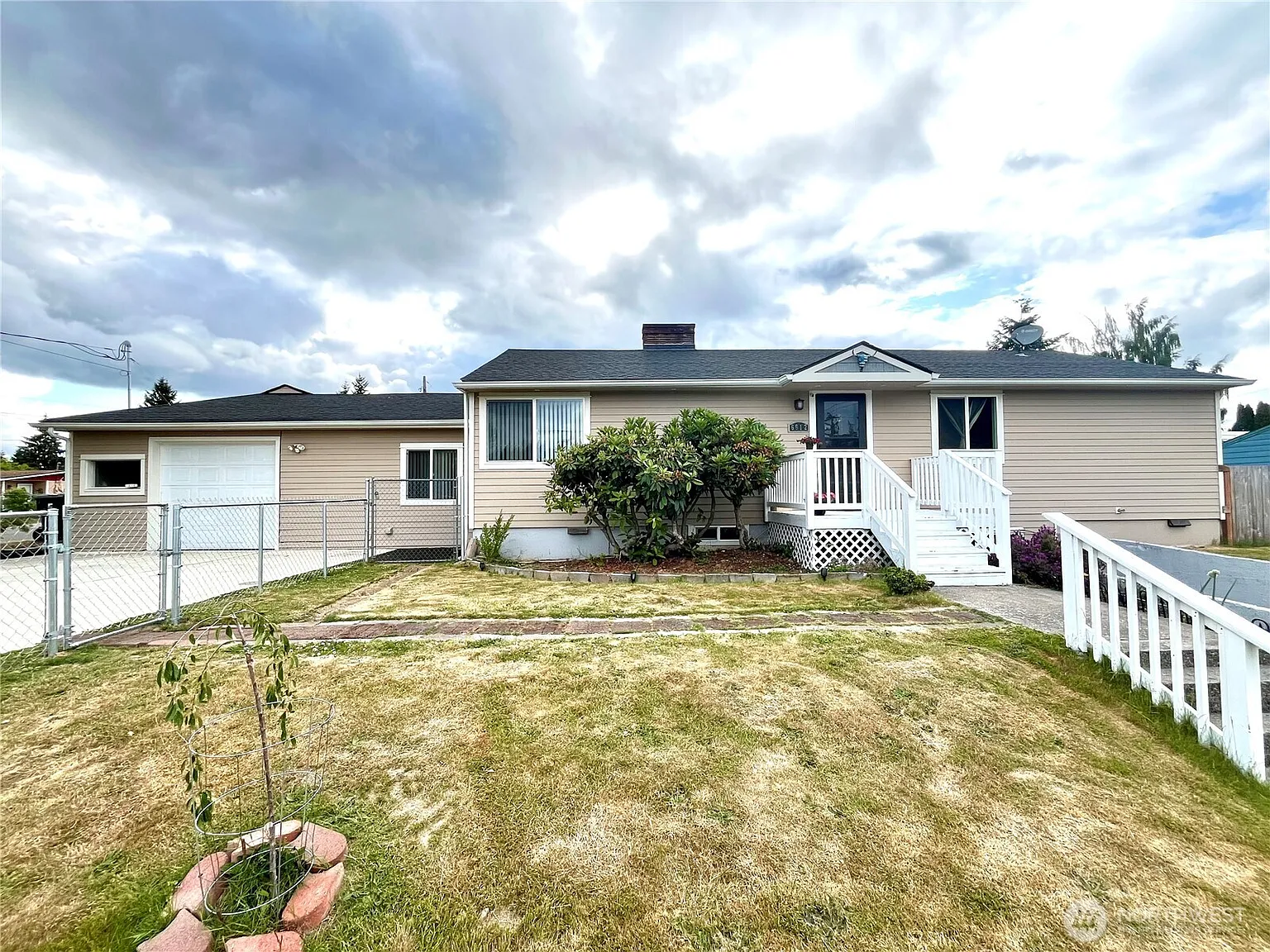 6612 E B Street photo 1