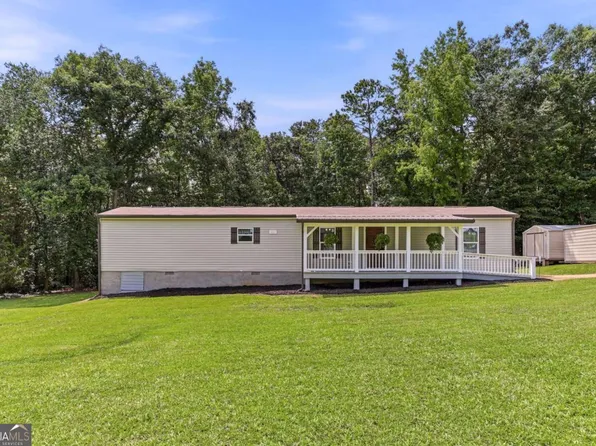 202 Oak Cir, Hull, GA 30646
