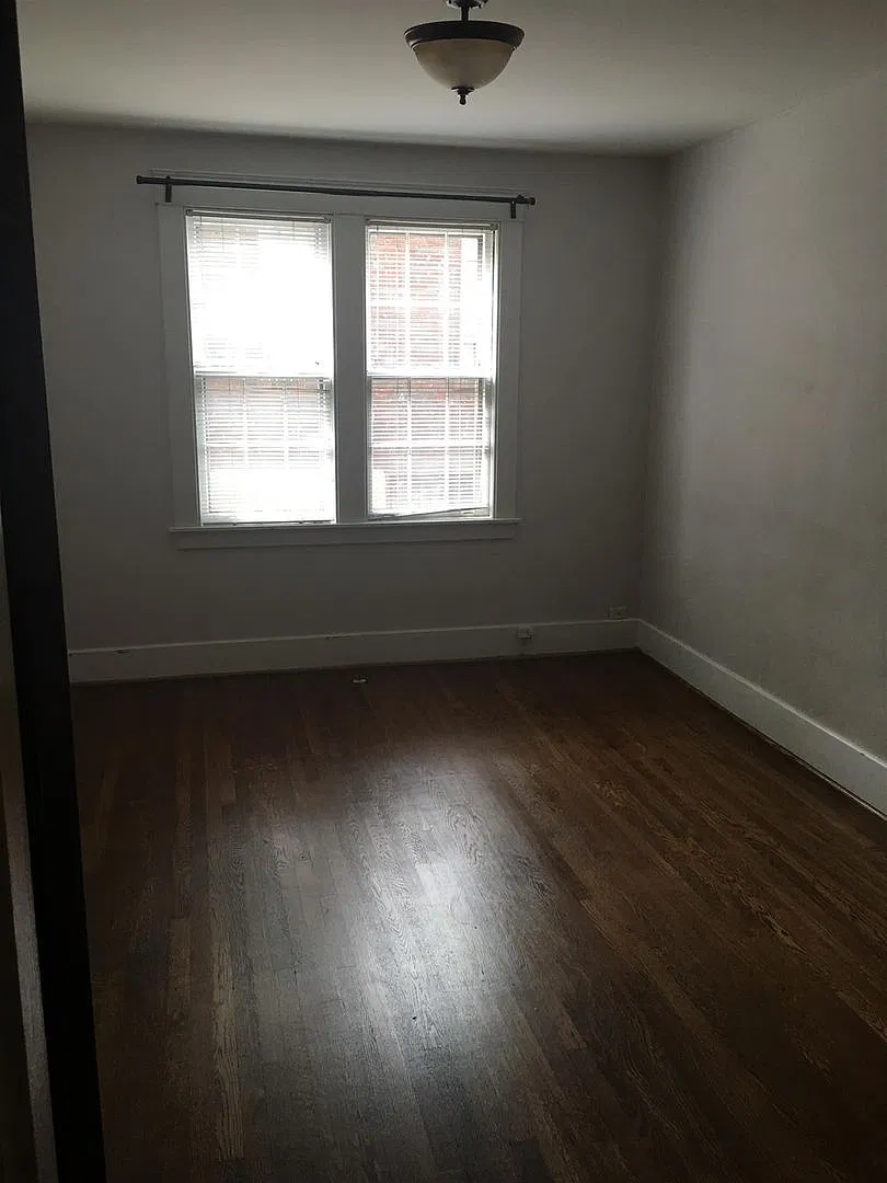 1501 Clayton Ave — Photo 2