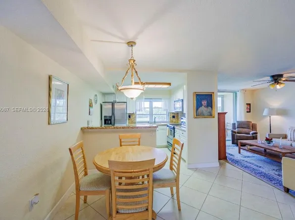 9150 Lime Bay Blvd APT 110, Tamarac, FL 33321