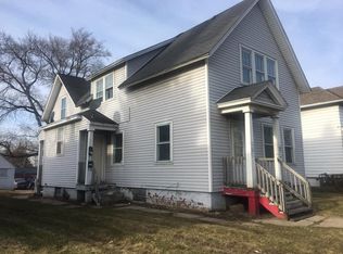 708 N Memorial Dr, Racine, WI 53404