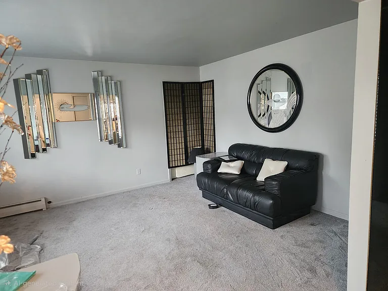 400 Seaton Ave #1 — Photo 8