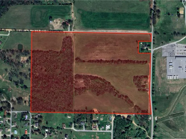 651 N Collins Ave, Gentry, AR 72734