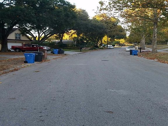 4th image of 710 Forest Hills Dr