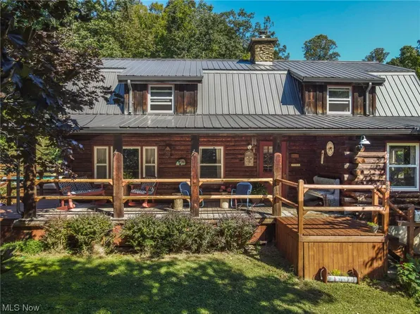 3020 Danas Run Rd, Newport, OH 45768