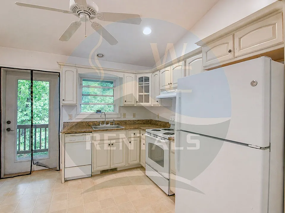 104 Loveland Vis